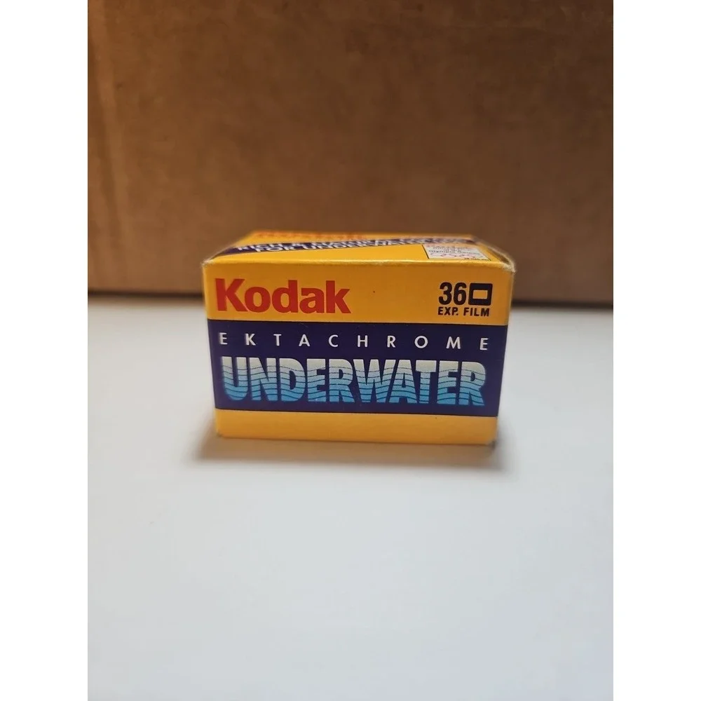 KODAK EKTACHROME UNDERWATER UW 135-36mm FILM EXP 02/1995 Color Slides‎ EI50 New